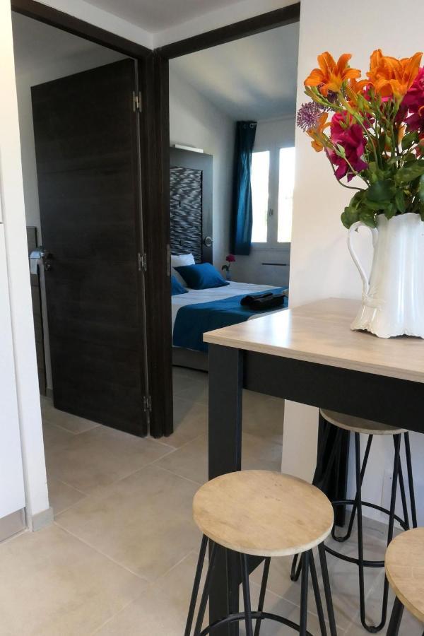 Villa Caremeau 2 Nîmes Buitenkant foto