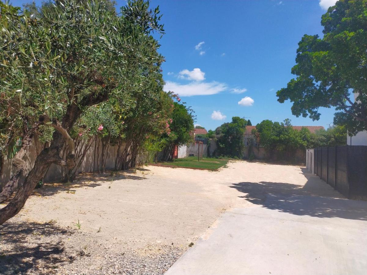 Villa Caremeau 2 Nîmes Buitenkant foto